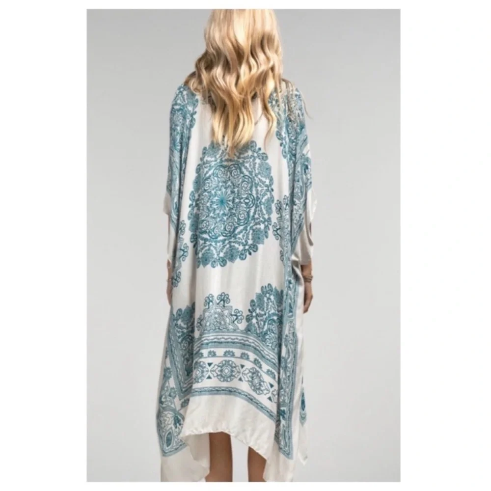 NEW Boho Mandala Teal and White Kimono - Picture 3 of 6